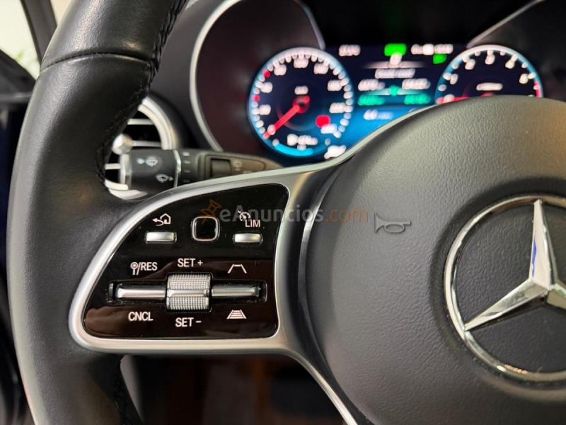 Mercedes Clase GLC 300 de 4MATIC