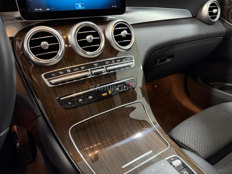 Mercedes Clase GLC 300 de 4MATIC