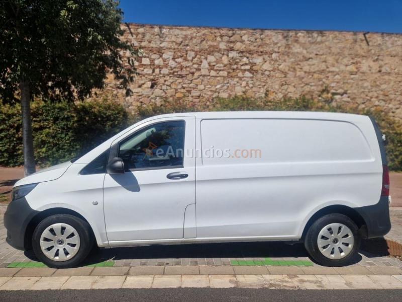 Mercedes Vito 114 136 CV COMPACTA