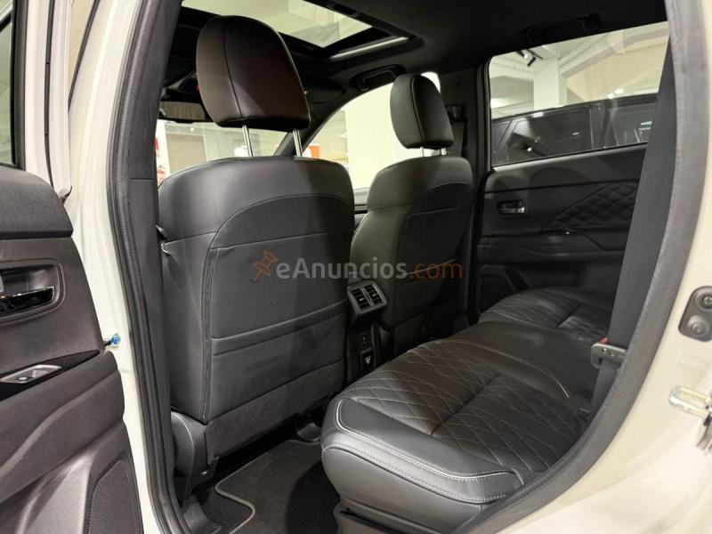 Mitsubishi Outlander 2.4 PHEV AWD KAITEKI+