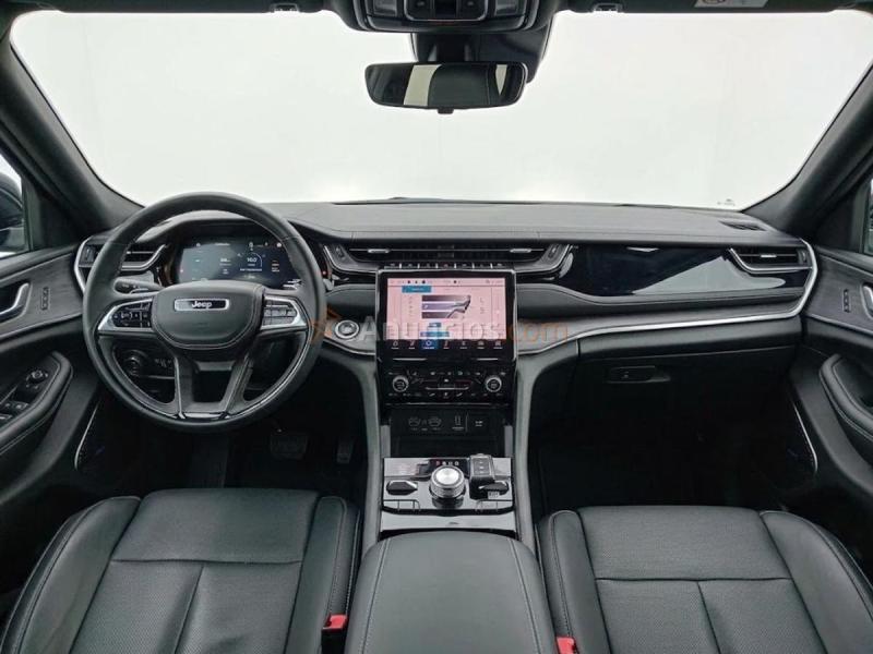 Jeep Grand Cherokee ** GRAND CHEROKEE 2.0 PHEV OVERLAND AUTO 4WD 5P (TECHO)