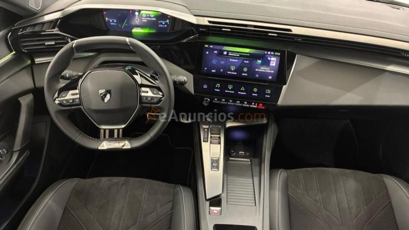 Peugeot 308 1.2 PURETECH 130 EAT8 GT 5P