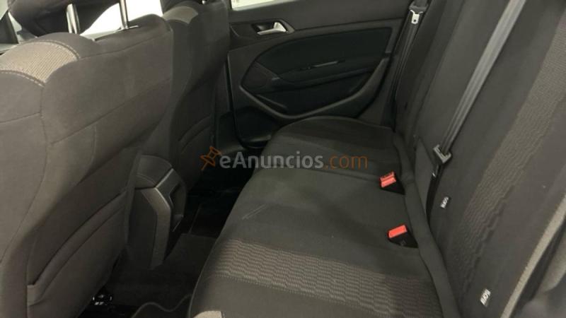 Peugeot 308 1.2 PURETECH 130 AUTO ACTIVE SW 5P