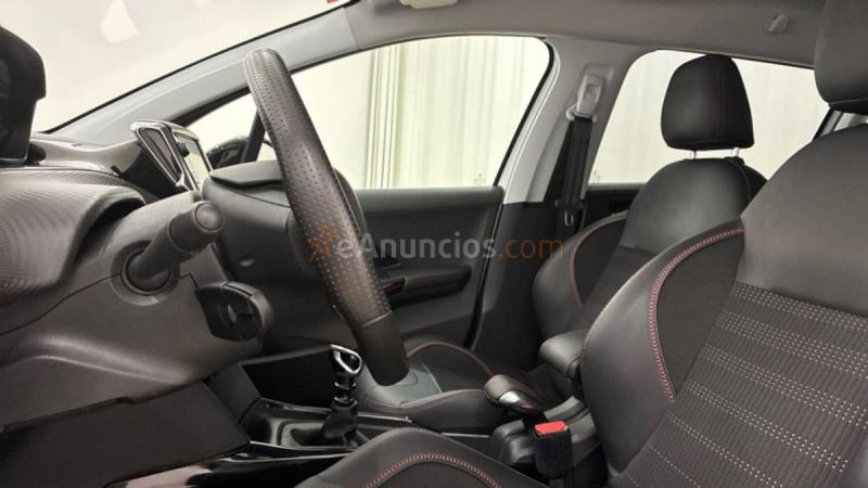 Peugeot 2008 1.2 PURETECH 110 S&S GT LINE 5P