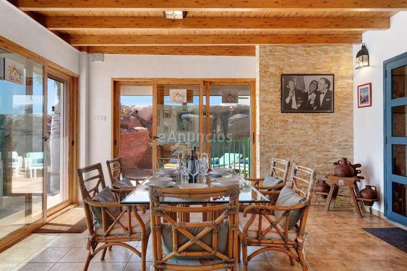 Preciosa villa a la venta en Playa Blanca