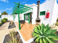 Bungalow con gran terraza privada a pasos de la playa en Puerto del Carmen