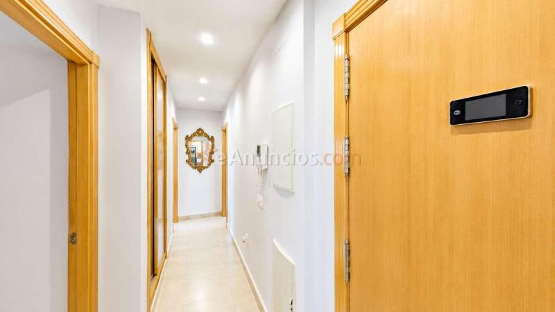 ático con espectacular terraza, vistas al mar y orientación sur en baviera golf