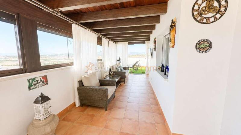 ático con espectacular terraza, vistas al mar y orientación sur en baviera golf