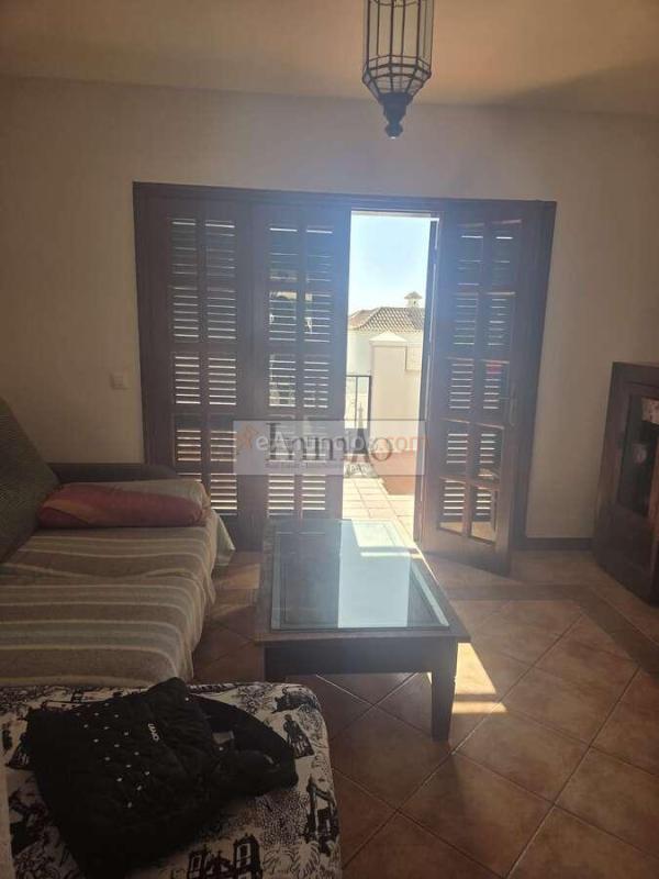 Adosado de 2 Dormitorios con Terraza, Garaje privado – Chayofa