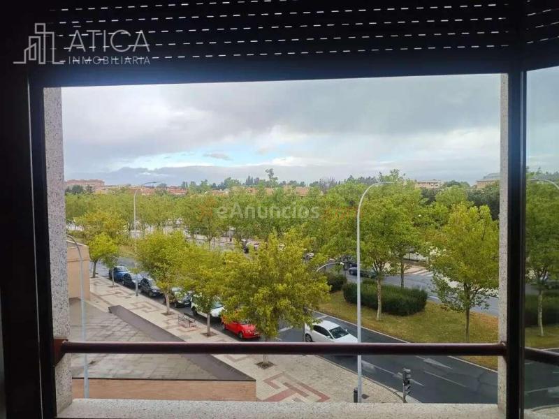 Alquiler de piso, Avenida Vicente del Bosque, Salamanca.