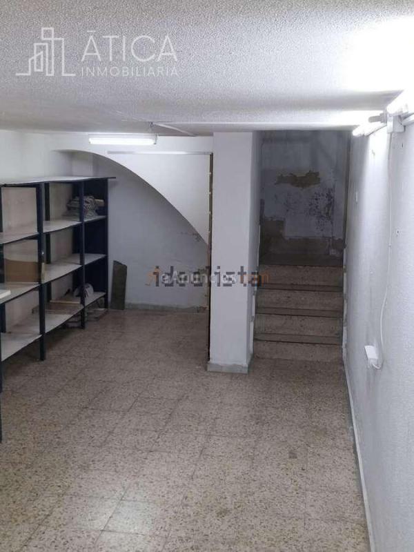Local en Avenida María Auxiliadora