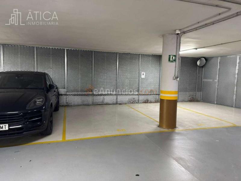 Venta de plaza de garaje, Centro, Salamanca.