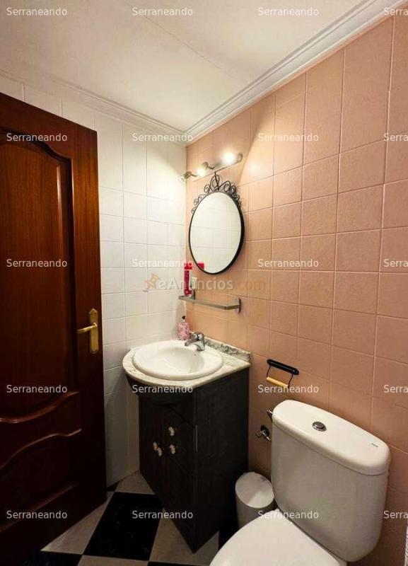 Casa adosada en venta en galaroza (huelva), españa.
