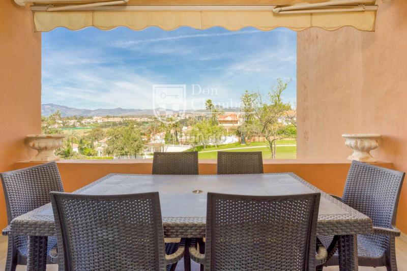 (Ref.639550) Espectacular Piso con Terrazas en Las Terrazas de Guadalmina – Marbella