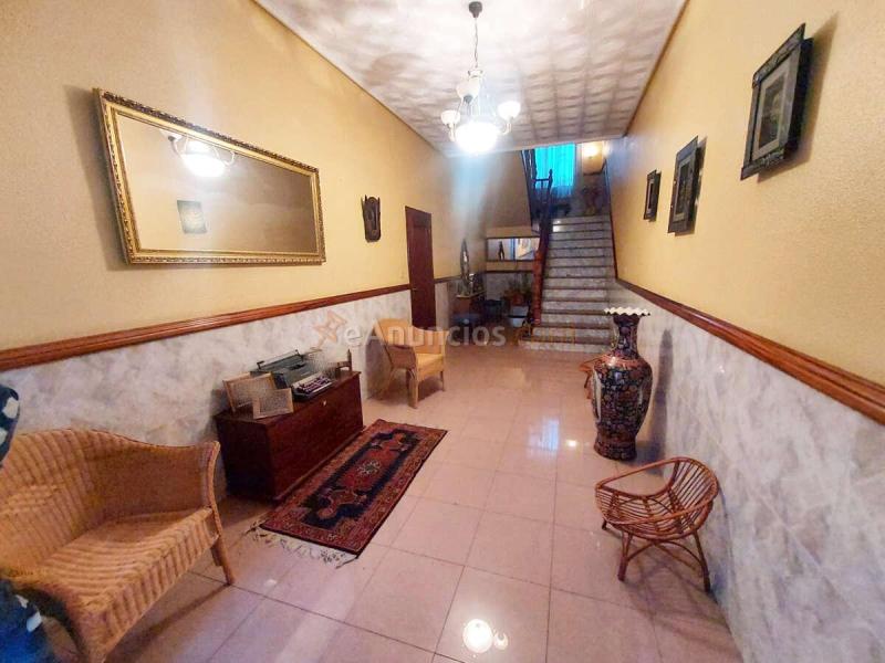 Se vende casa a 5 minutos de la plaza
