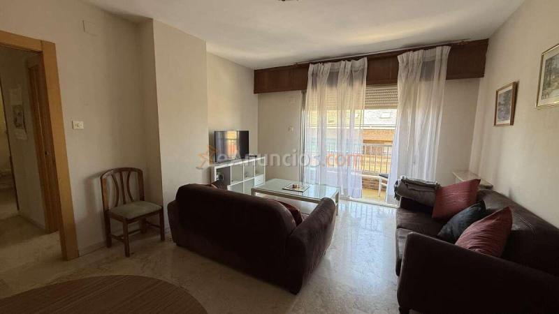 Piso de 4 dormitorios y 2 Baños