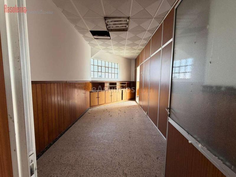 Local en venta, Avenida Das PIAS, Fene