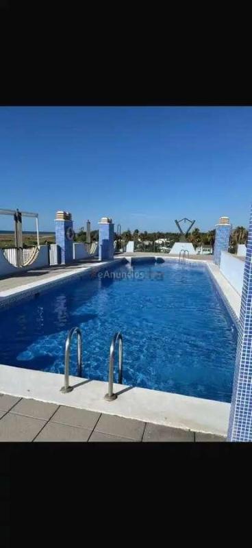 Bajo con jardín, piscina y parking en Els Eucaliptus, Amposta