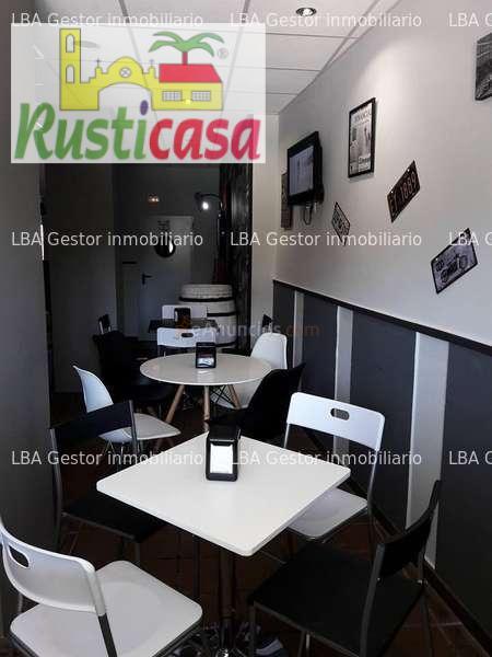 Cafetería totalmente montada.