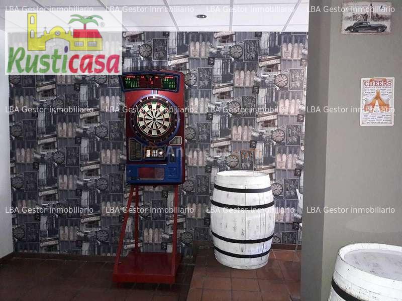 Cafetería totalmente montada.
