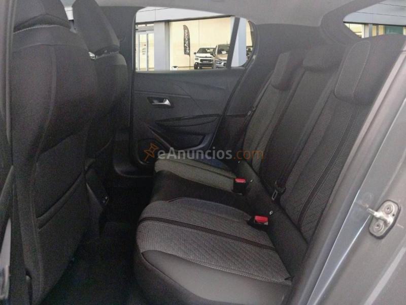 Peugeot 208   Puretech 100 Allure