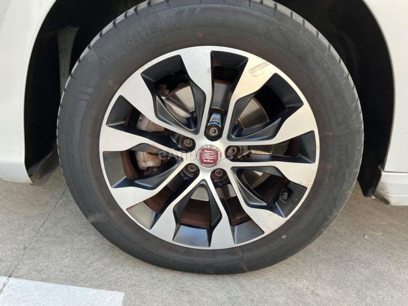 Fiat Tipo  HB 1.5 Hybrid 97kW (130CV) DCT -