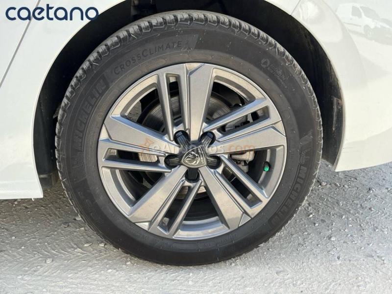 Peugeot 308  5P  Puretech 110 S&S MAN Active Pack
