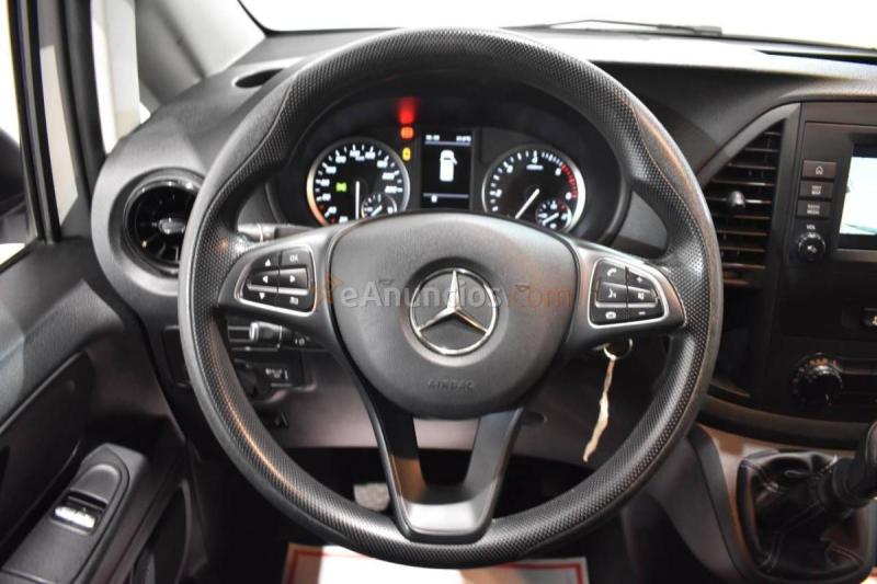 Mercedes Vito FURGÓN 114 CDI 136 CV LARGA FWD 