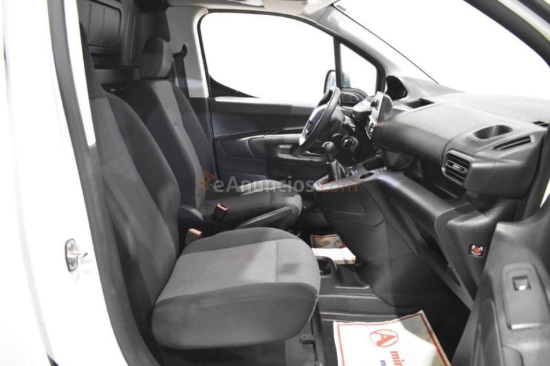 Peugeot Partner FURGÓN L1 600 KG 1.5 BLUEHDI 100 CV STANDARD 