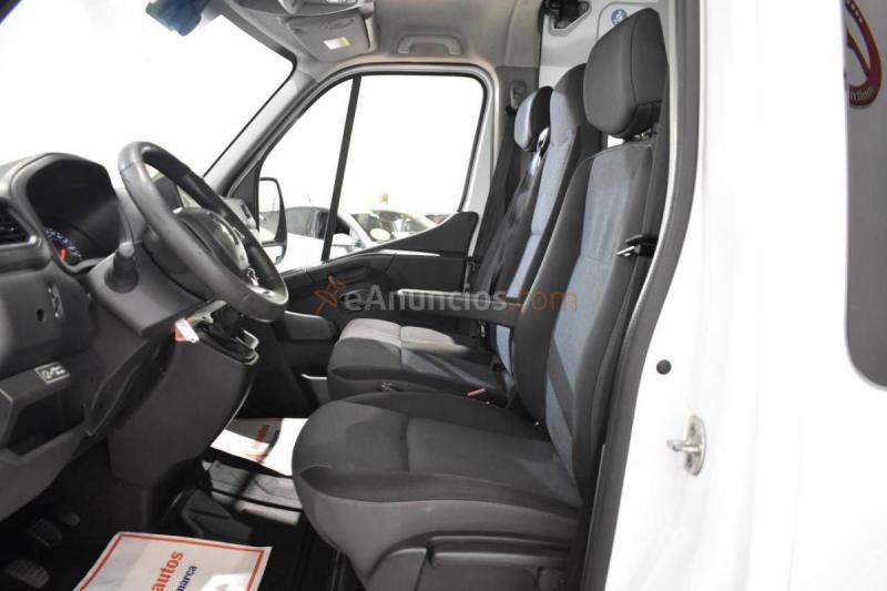 Renault Master FURGÓN COMBI 3.5T L3H2 2.3 BLUE DCI 135 CV 7 PLAZAS 