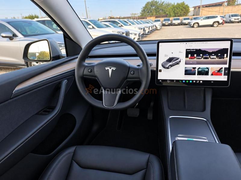 Tesla Model Y BEV LONG RANGE 4WD 514 5P
