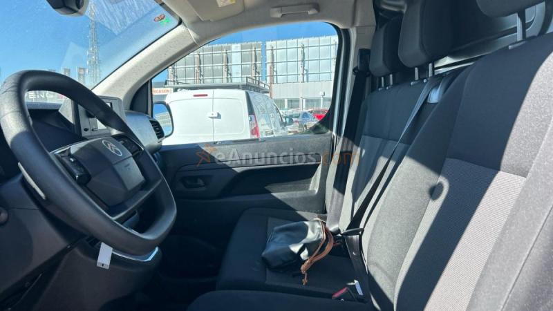 Citron Jumpy BEV 50KWH 100KW E-JUMPY M 136 4P