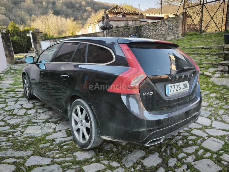 Volvo V60 2.0 D2 Kinetic Auto 