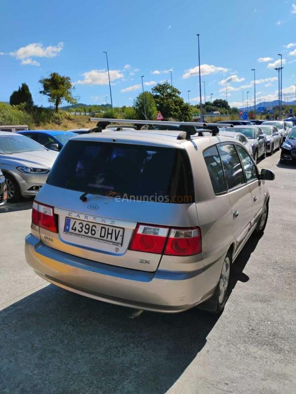 Kia Carens 2.0 CRDi EX 