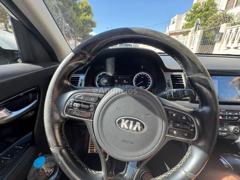 Kia Niro 1.6 GDi HEV 104kW (141CV) Concept 