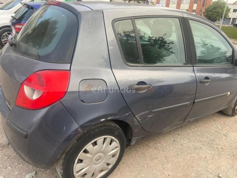 Renault Clio Base Authentique 1.5dCi65 