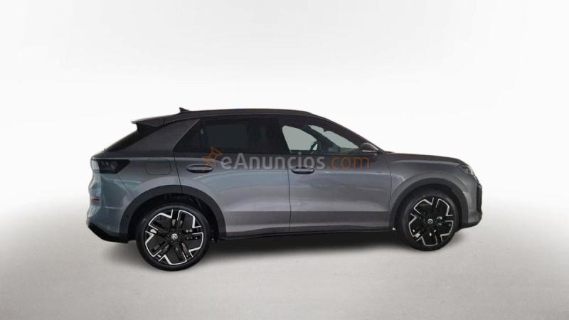 Volkswagen T-Roc R-LINE 1.5 eTSI 110KW DSG