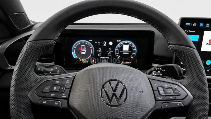 Volkswagen T-Roc R-LINE 1.5 eTSI 110KW DSG