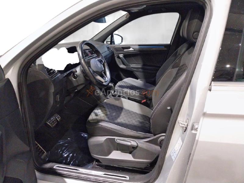 Volkswagen Tiguan RLine 2.0 TDI 110kW 150CV DSG 