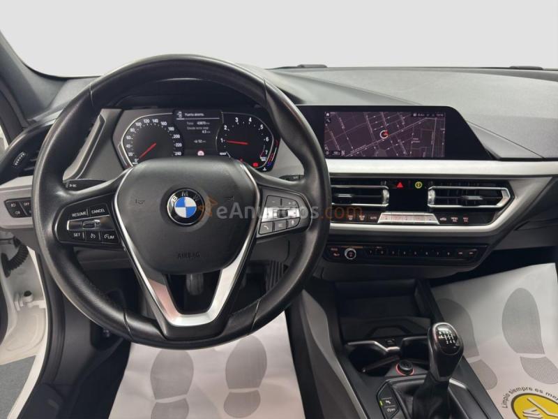 BMW Serie 1 118d Bussines 2.0D 150 c.v