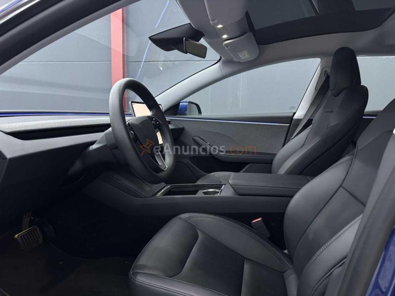 Tesla Model 3 RWD trasera acabado Premium