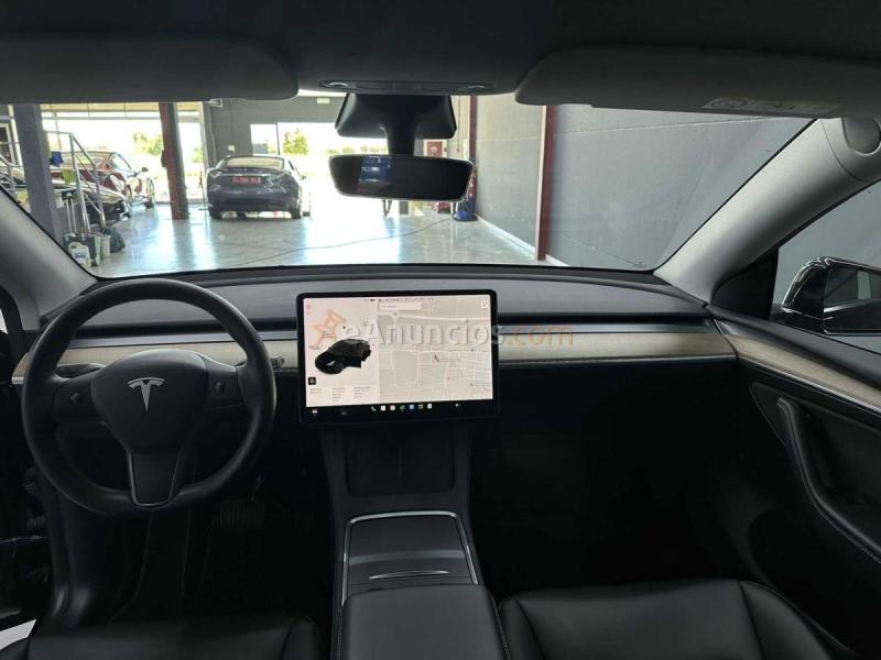 Tesla Model Y RWD tracción trasera acabado Premium