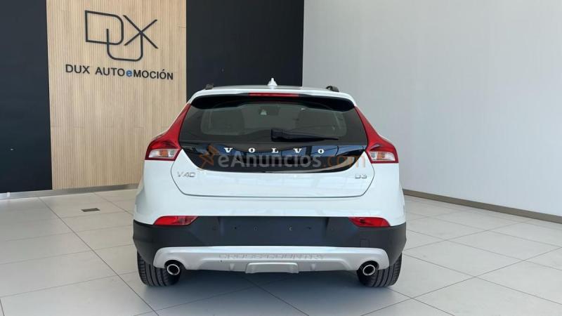 Volvo Cross Country VOLVO V40 CR 5p Berline D3 150CV Geartronic