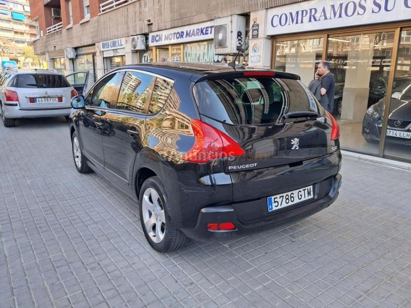 Peugeot 3008 PREMIUM 1.6 HDI 110 FAP