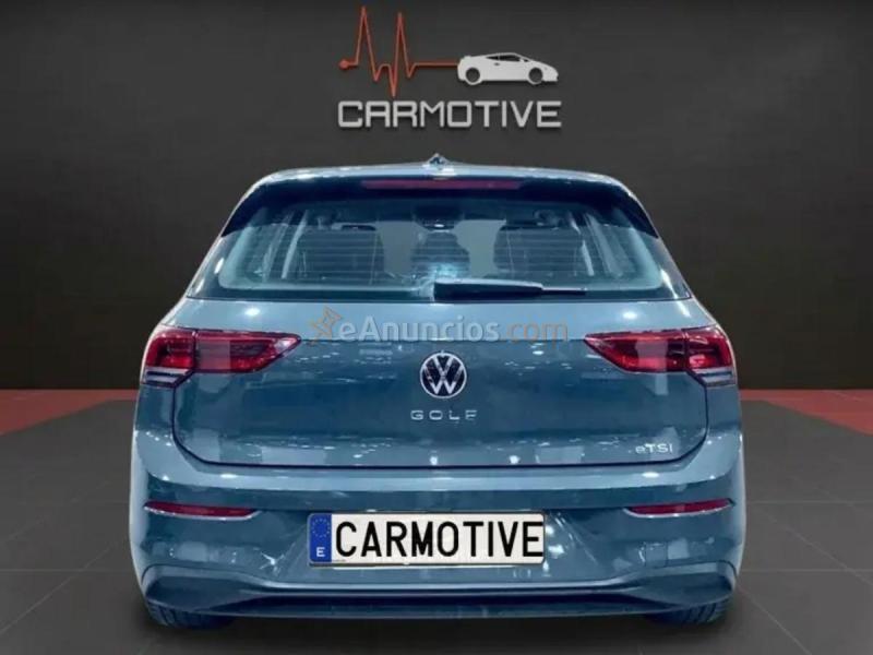 Volkswagen Golf Life 1.0 eTSI 110CV DSG Automático (2024)  Desde 351€mes 