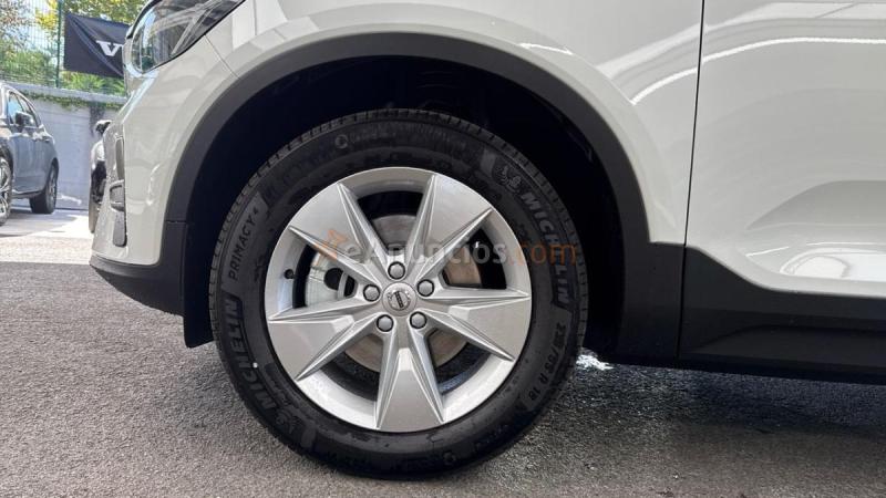 Volvo XC40 todoterreno 2.0 B3 MHEV CORE DCT 5P