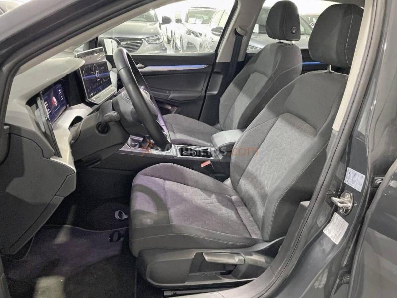 Volkswagen Golf   1.5 TSI 85kW (115CV) Más