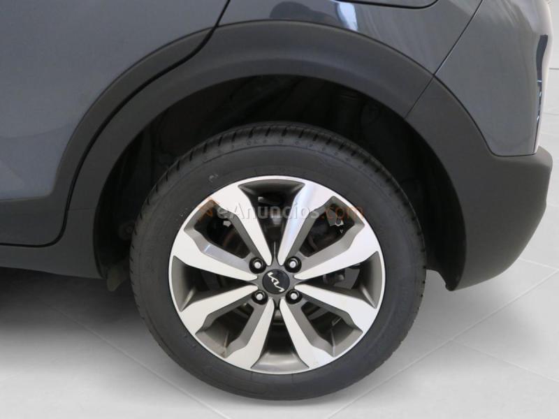 Kia Stonic SUV 1.0 T-GDI MHEV IMT 74KW DRIVE 100 5P