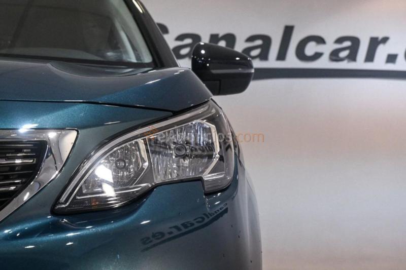 Peugeot 5008 5008 Allure PureTech 130 S&S 