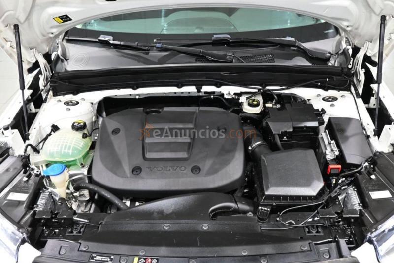 Volvo XC40 Momentum Core T2 